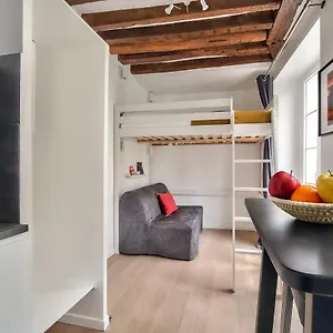 Appartamento Lovely Mezzanine In The Heart Of 3m, Parigi