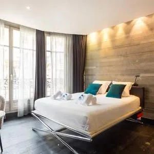 Apartment Cmg, Paris