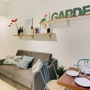 Appartamento Design For 4 People Between Louvre & Opera, Parigi