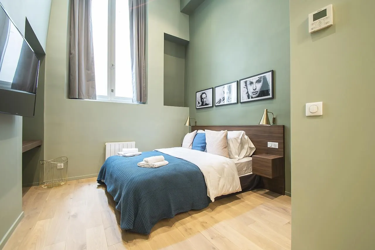 Residence Du Marais - Paris Center דירה